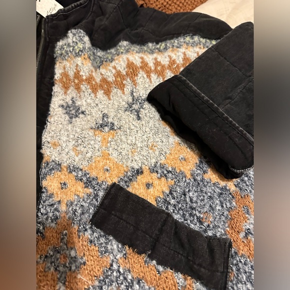 NWT Free People quilted dolman jacket with beautiful knit detail. - Picture 2 of 12